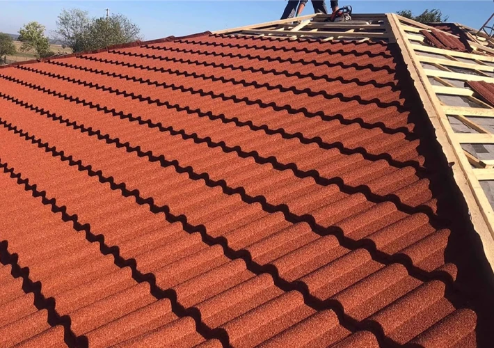 What are the Commonly Used Sizes of Metal Roof Tile in Canada?