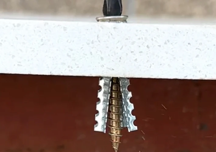 Types of Metal Expansion Bolts and Their Applications