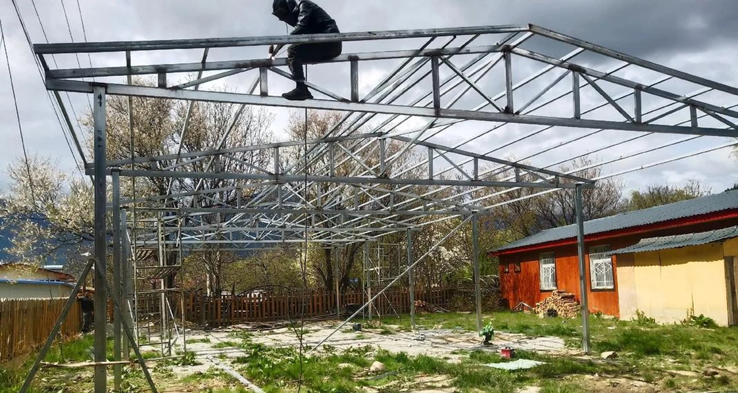 steel_0009_Square Hollow Tube